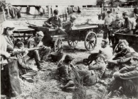Ополченцы после освобождения города грайворона. Август, 1943 г.